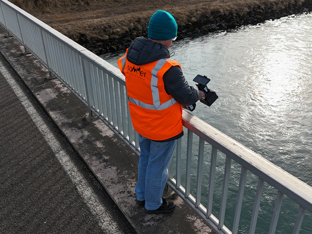 Handheld Surface Radar (HSR-10) 2