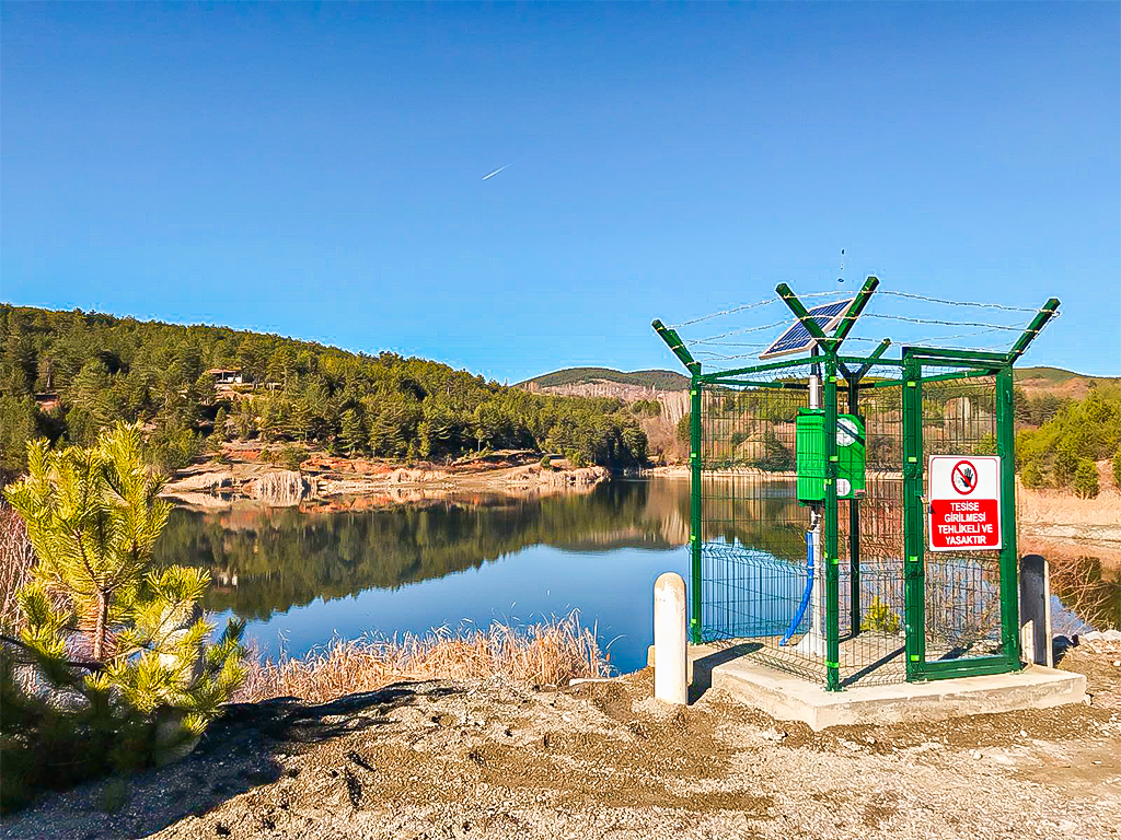 Lake Observation Station (LOS) 2
