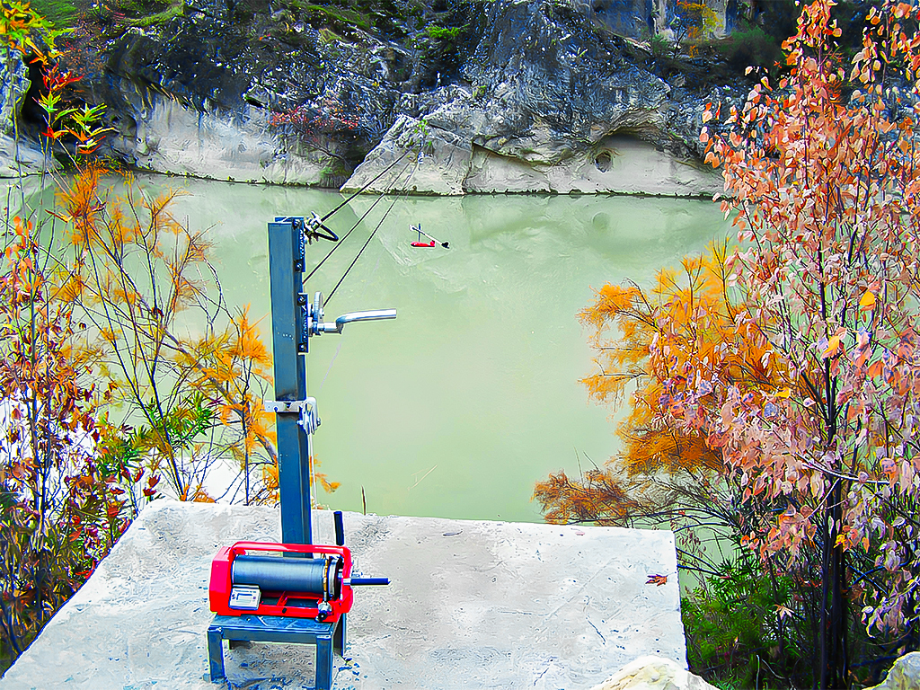 Water Gauging Winch 6