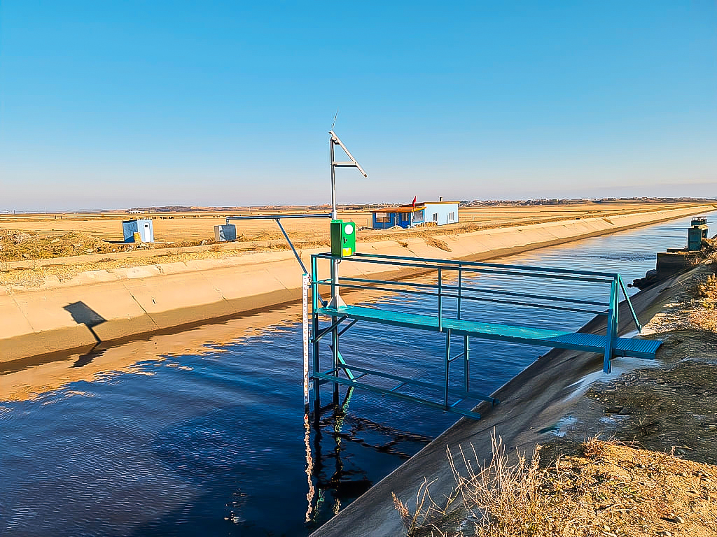 Flood Warning Monitoring System